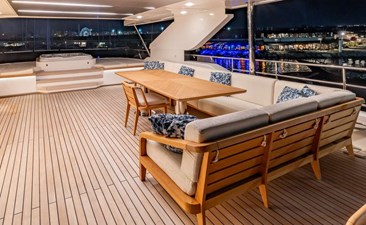 BEAUTE 25 Majesty Yacht 120 (BEAUTY)