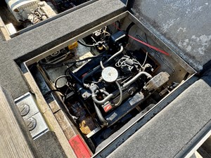 77 Sumerset 14 x 58 Aluminum Hull with Catwalks 72 