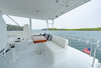 NORUMBEGA 19 Flybridge Seating