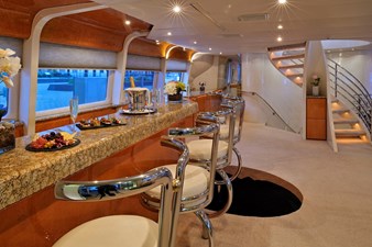 MOONRAKER 5 main deck