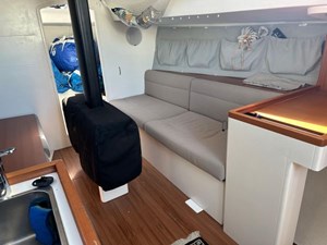 Dash 12 