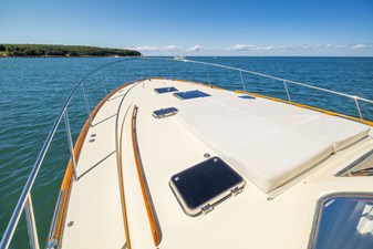 BAREFOOT 16 2014 Hinckley Talaria 48 BAREFOOT