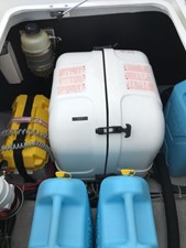KING STEWART 25 Generator in Port Lazzarette