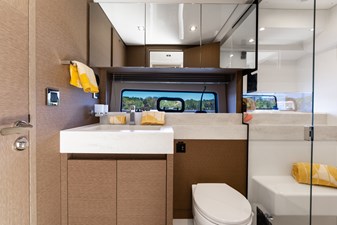 2019 Prestige 590S 68 