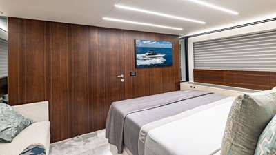 ISLA BONITA 24 