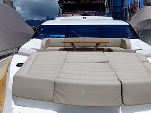 Sunseeker 86 Yacht 11 Foredeck
