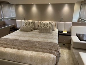 Time 25 29 - Master Berth2