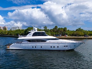 Maiora Custom 31 88' Maiora Drone-31