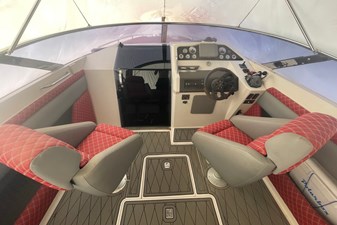 SUNSEEKER TOMAHAWK 37 8 Tomahawk 37