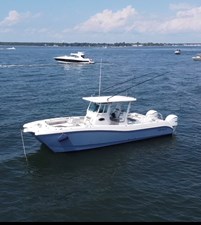 - 1 2_2022 32ft World Cat 325 CC