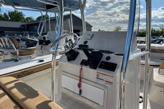 2023 Sea Chaser 22 HFC 5 