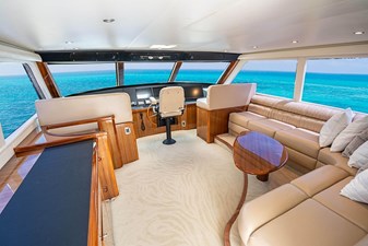 Knot Racing 35 74-2007-Viking-Enclosed-Bridge-35