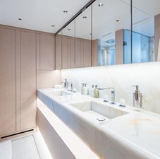 Ami 26 Ami - Master Cabin Ensuite