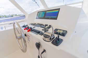 PARAIBA 36 Console on Semi Enclosed Bridge