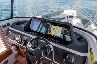2022 Axopar 28 30 