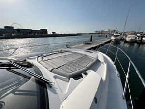 SUNSEEKER PREDATOR 57 13 Bow Seating Area