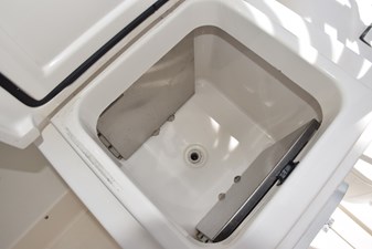 RAHITI 42 Freezer Two  