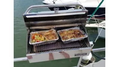 2009 Mainship 34 Trawler 18 