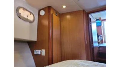 2009 Mainship 34 Trawler 49 
