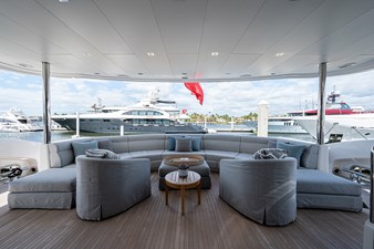 ANDREA VI 48 Aft Deck