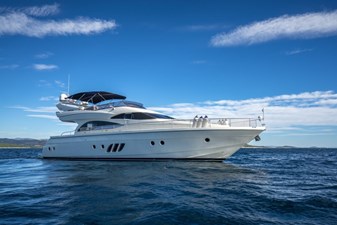 Natalia 0 Dominator 62 S