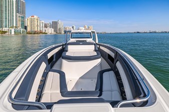 42 AURORIS 16 9181220_20240104072103443_1_XLARGE