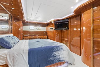 El Ladrillo III 37 38__2002 94ft Ferretti Yachts 94 EL LADRILLO III
