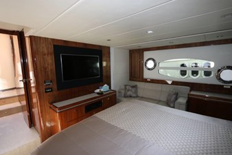 RIVIERA 2020 34 35_2020 60ft Riviera 6000 Sport Yacht