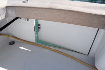 LOW BIDDER X  28 Transom door  