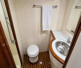 64 ft 1999 Mikelson Long-Range Luxury Sportfisher, Swells 46 