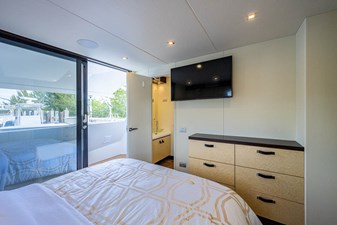 44 Powercat 38 44_overblue_powercat_forward_stateroom_8