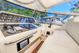 - 11 12_1998 63ft Baia Sports Cruiser