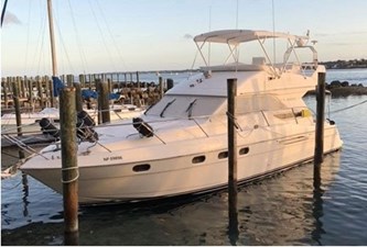 1998 Viking 46 Sports Cruiser 9 10