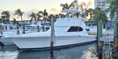 - 2 3_2004 42ft Riviera 42 Convertible