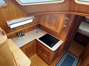 STARLITE 31 U-Shaped Galley