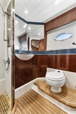 - 19 19_2002 65ft Princess V65 SEANORITA