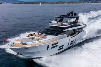 2025 CANADOS 808’ MAXIMUS  4 5. canados-808-ext--002