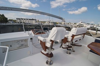 SERENITY 32 