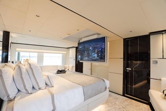 120' Majesty 2025 68 