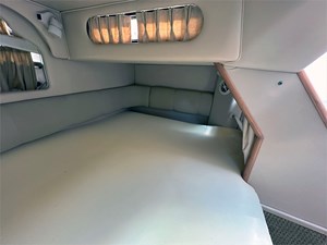 1998 Sea Ray 330 DA 26 