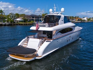 Maiora Custom 17 88' Maiora Drone-17