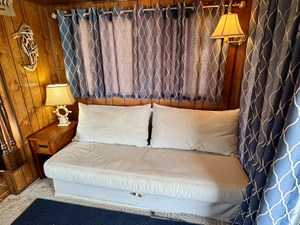 77 Sumerset 14 x 58 Aluminum Hull with Catwalks 27 