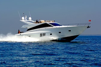 Mazarin 72 Flybridge 26 Maz_corr0493