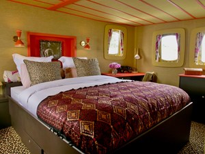 Spirit of Ginette 10 Cabin