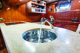 SOUTHERN BELLE 81 Crew Galley