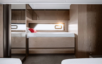 Azimut Atlantis 45 17 18