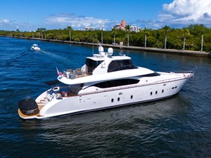 Maiora Custom 1 88' Maiora Drone-1