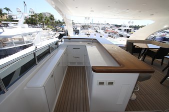 Mesmerize 50 2013 Hargrave 125 Raised Pilothouse