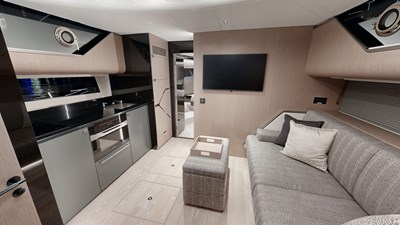 Sunseeker Superhawk 55  8 SALOON/GALLEY