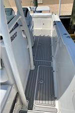 2015 Century 3200 Center Console 56 57